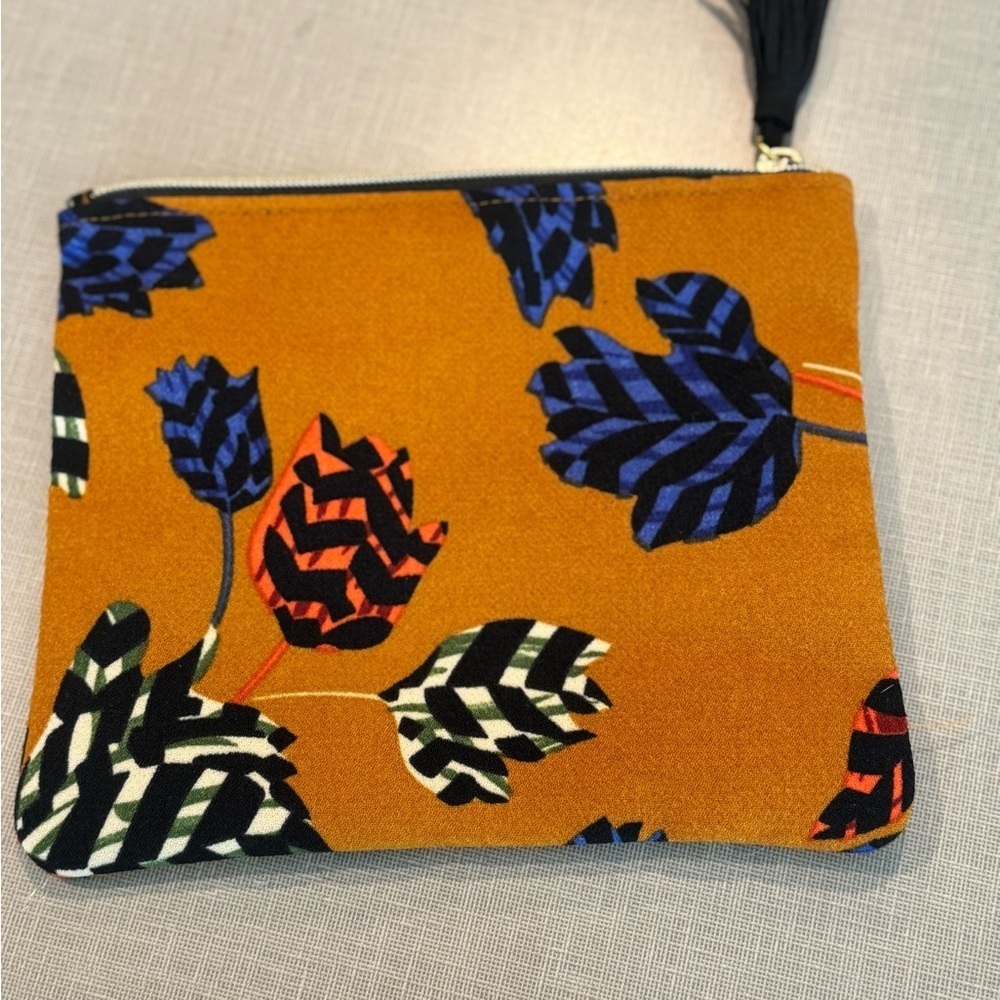 Thml Multicolor Leaf Pattern Pouch - image 2